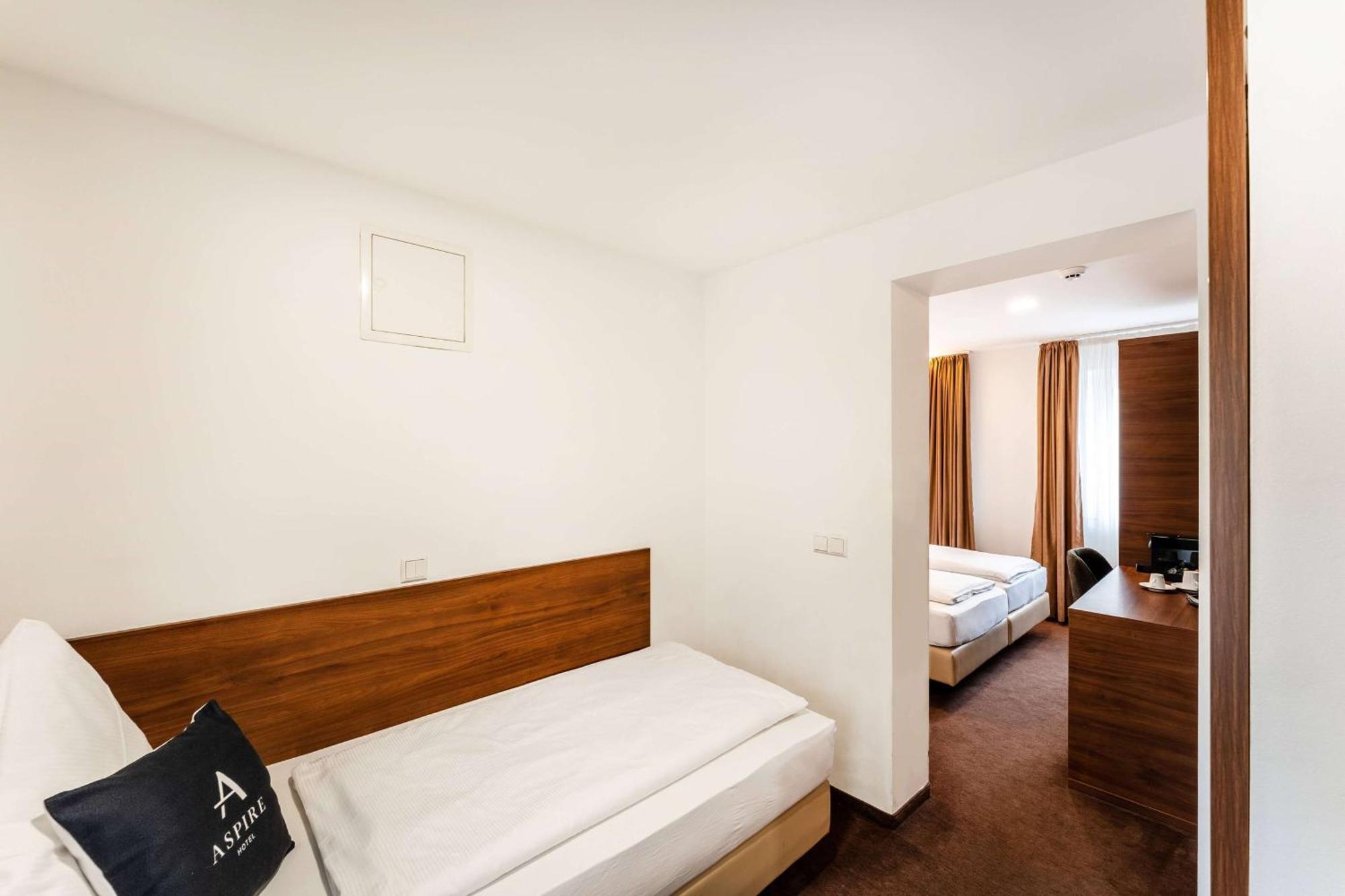 Stadthotel Reutlingen Eksteriør billede