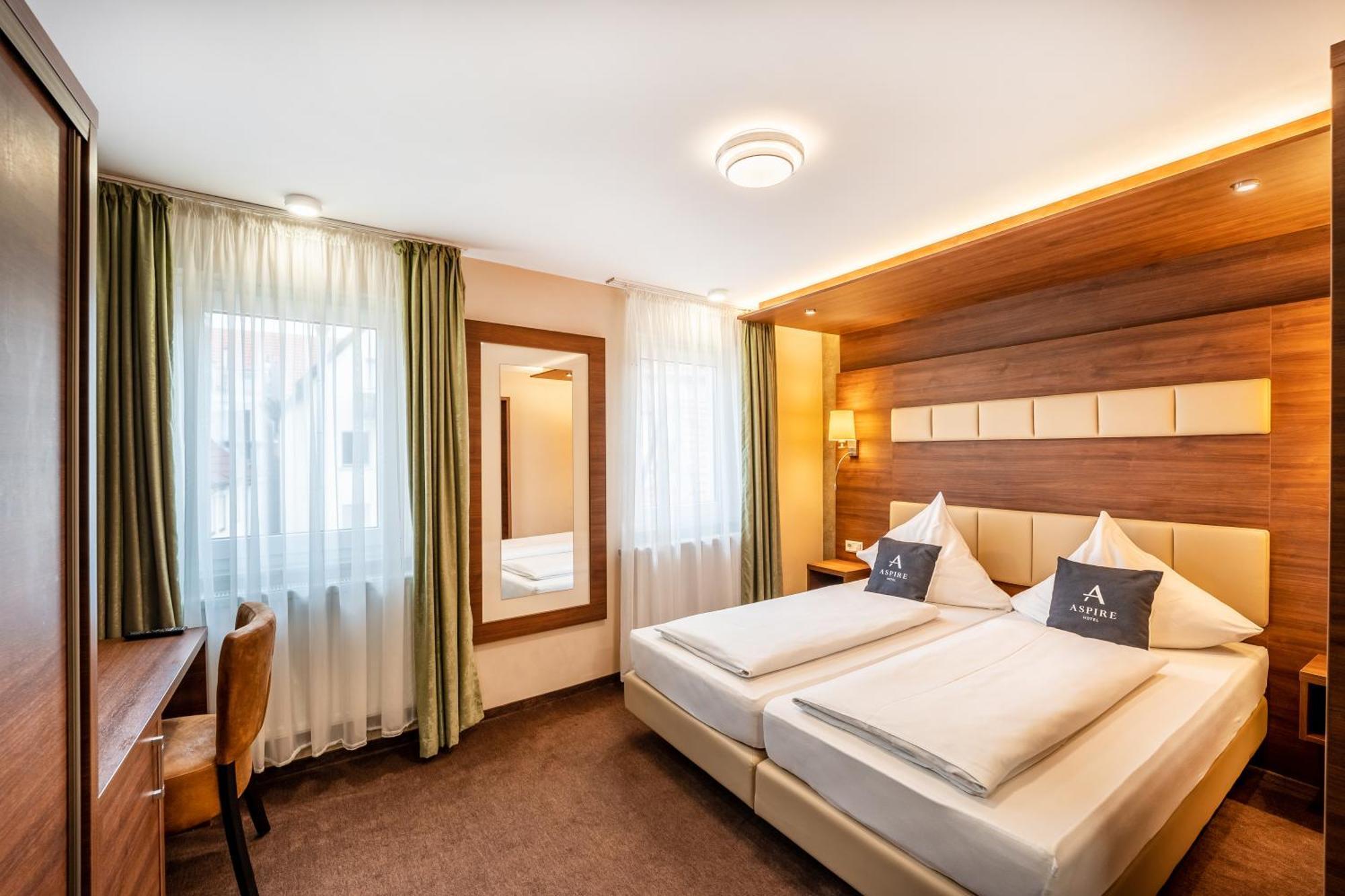 Stadthotel Reutlingen Eksteriør billede