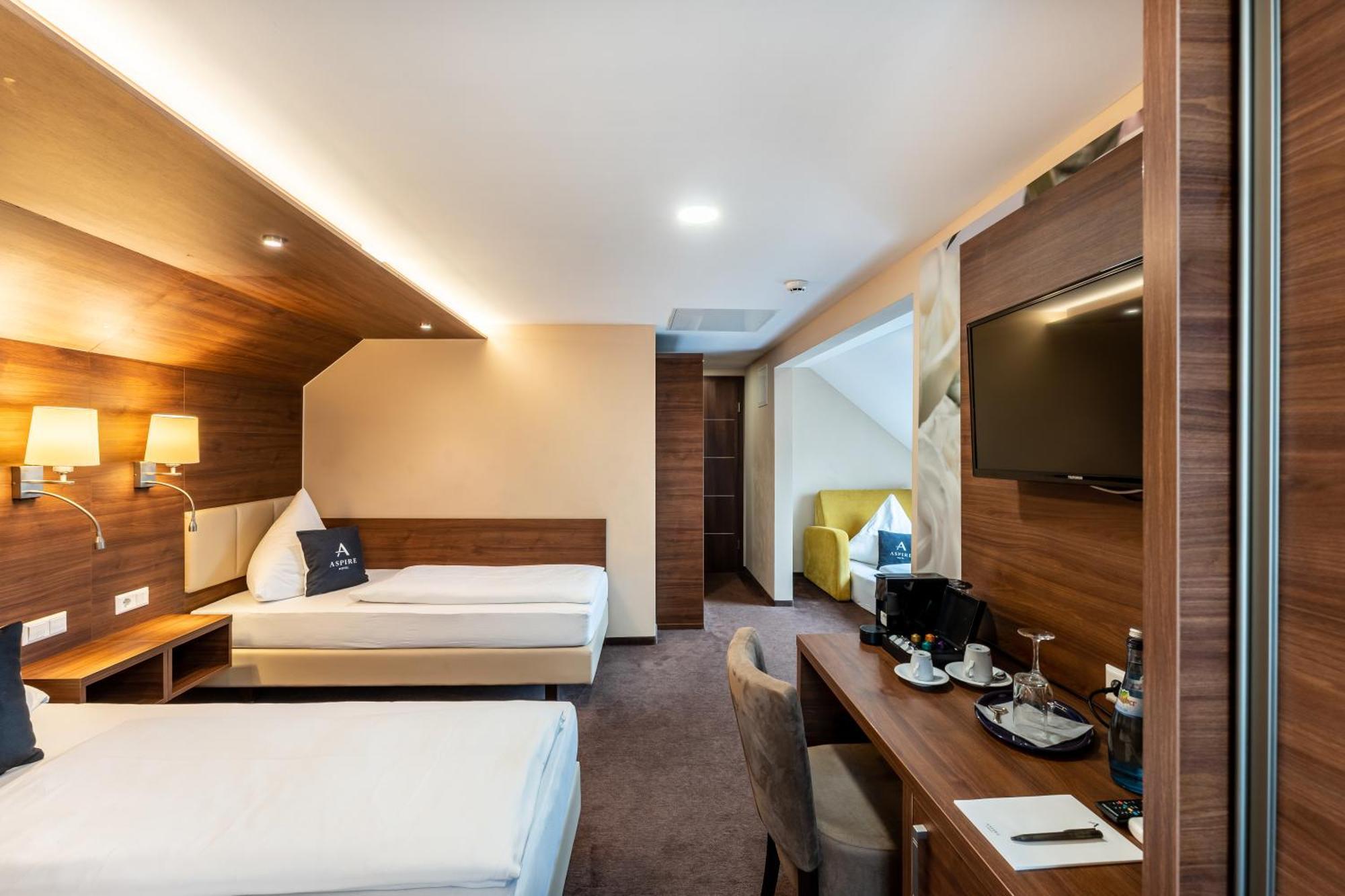 Stadthotel Reutlingen Eksteriør billede