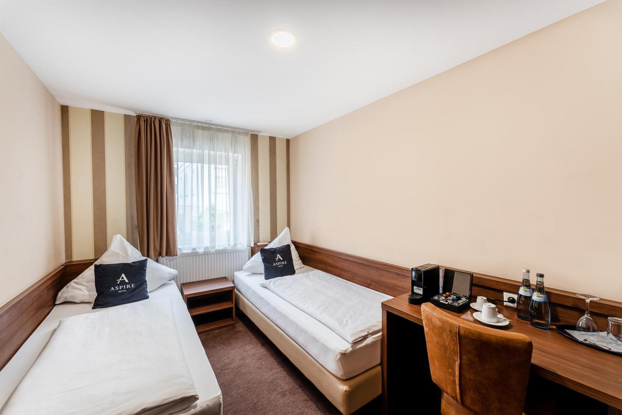 Stadthotel Reutlingen Eksteriør billede