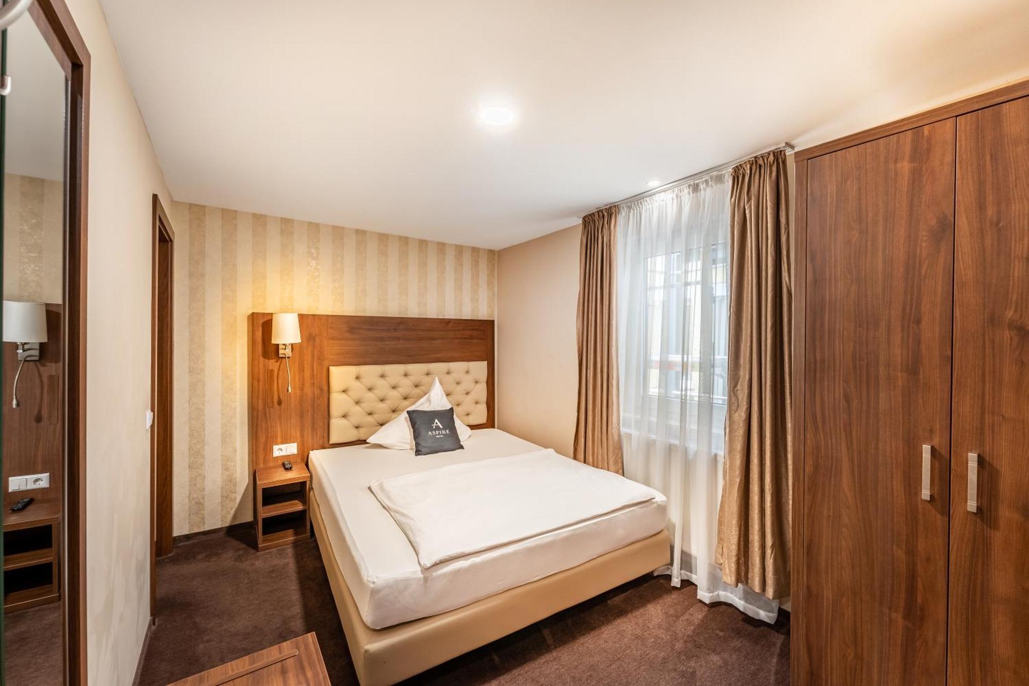 Stadthotel Reutlingen Eksteriør billede